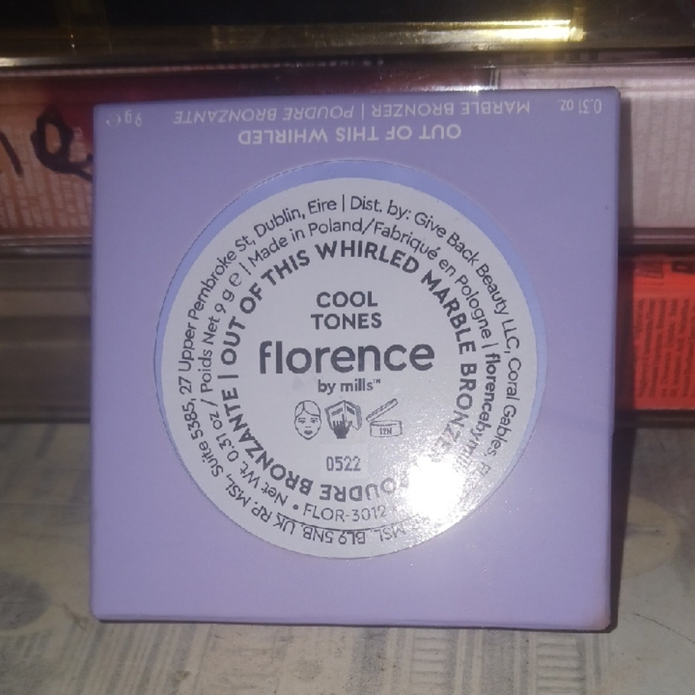 florence by mills Cool Tones Marble Bronzer - Cool Brown